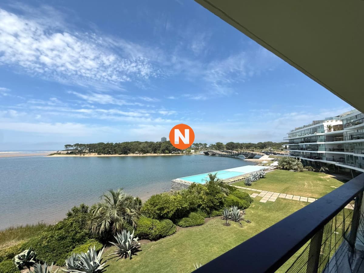 Apartamento en Venta y Alquiler, La Barra, 3 Dormitorios.
