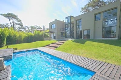 Rincón del Indio | Casa #7442 Casa en alquiler en Punta del Este. Ubicada en muy linda zona, Parada 26 de la Brava, ampl