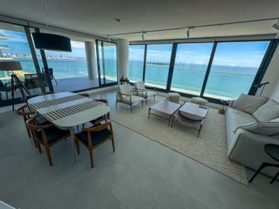 Mansa | Apartamento #9502 Exclusivo departamento esquinero en Venetian, playa mansa frente al mar. Solo para exigentes.