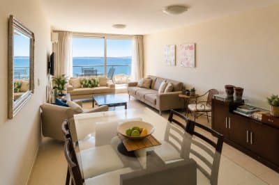 Apartamento, 2 dormitorios, 2 baños,